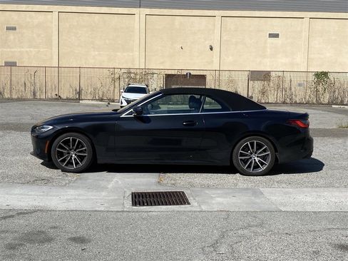 Used 2022 BMW 430i xDrive Convertible w/ Convenience Package image 3