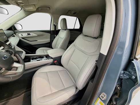New 2026 Ford Explorer Active w/ Active Comfort Package AWD/4WD image 23