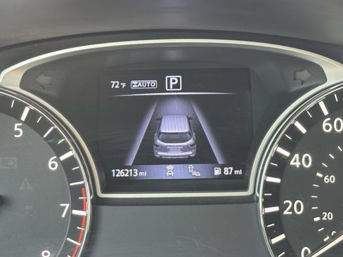 Used 2017 Nissan Pathfinder Platinum w/ Family Entertainment Package AWD/4WD image 20
