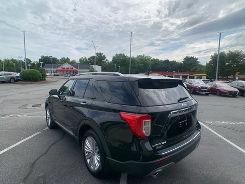 Used 2020 Ford Explorer Limited AWD/4WD image 6