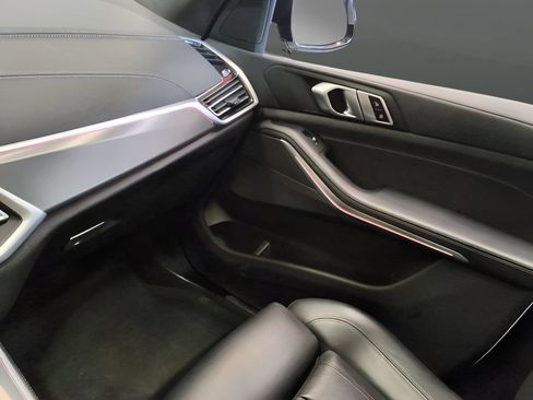 Used 2022 BMW X5 xDrive40i w/ Premium Essential Package AWD/4WD image 21