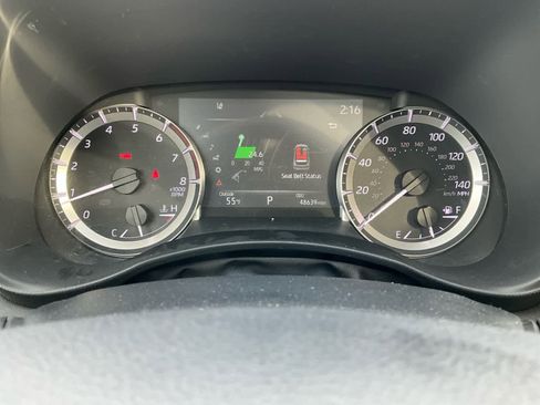 Used 2023 Toyota Highlander XLE image 22