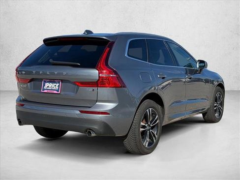 Used 2020 Volvo XC60 T5 Momentum image 5
