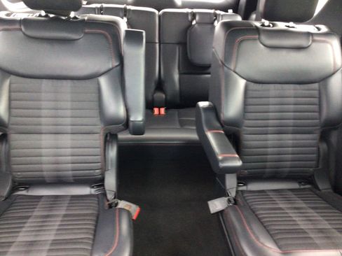 Used 2026 Ford Explorer ST-Line AWD/4WD image 15
