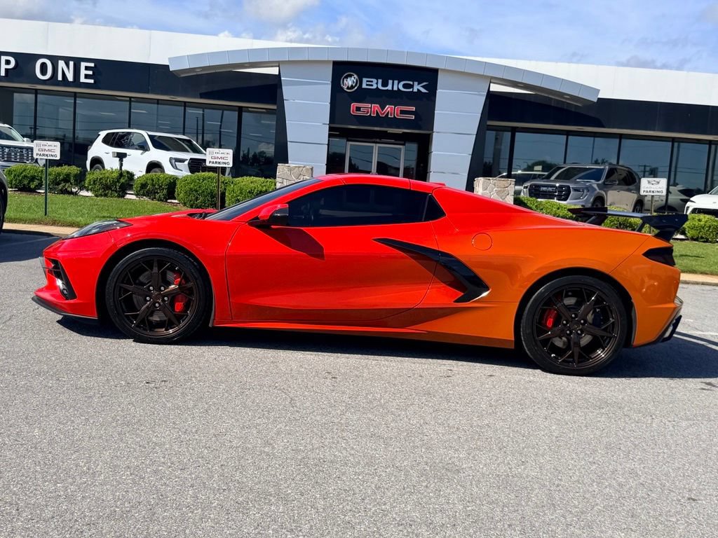 Used 2021 Chevrolet Corvette Stingray Premium Conv w/ Z51 Performance Package RWD image 3