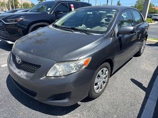Used 2010 Toyota Corolla LE video 1