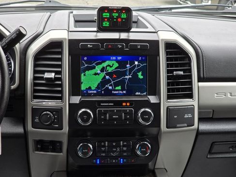 Used 2020 Ford F250 Lariat image 16