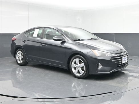 Used 2020 Hyundai Elantra SEL image 3