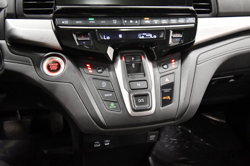 Certified 2025 Honda Odyssey EX-L image 26