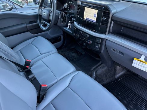 New 2026 Ford F250 XL w/ XL Chrome Package image 13