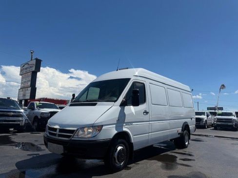 Used 2005 Dodge Sprinter 3500 w/ PWR Convenience Group image 2
