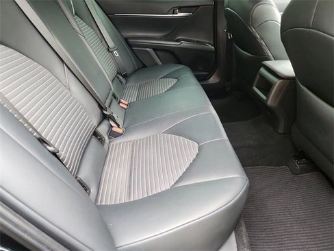 Used 2019 Toyota Camry SE w/ Convenience Package image 24