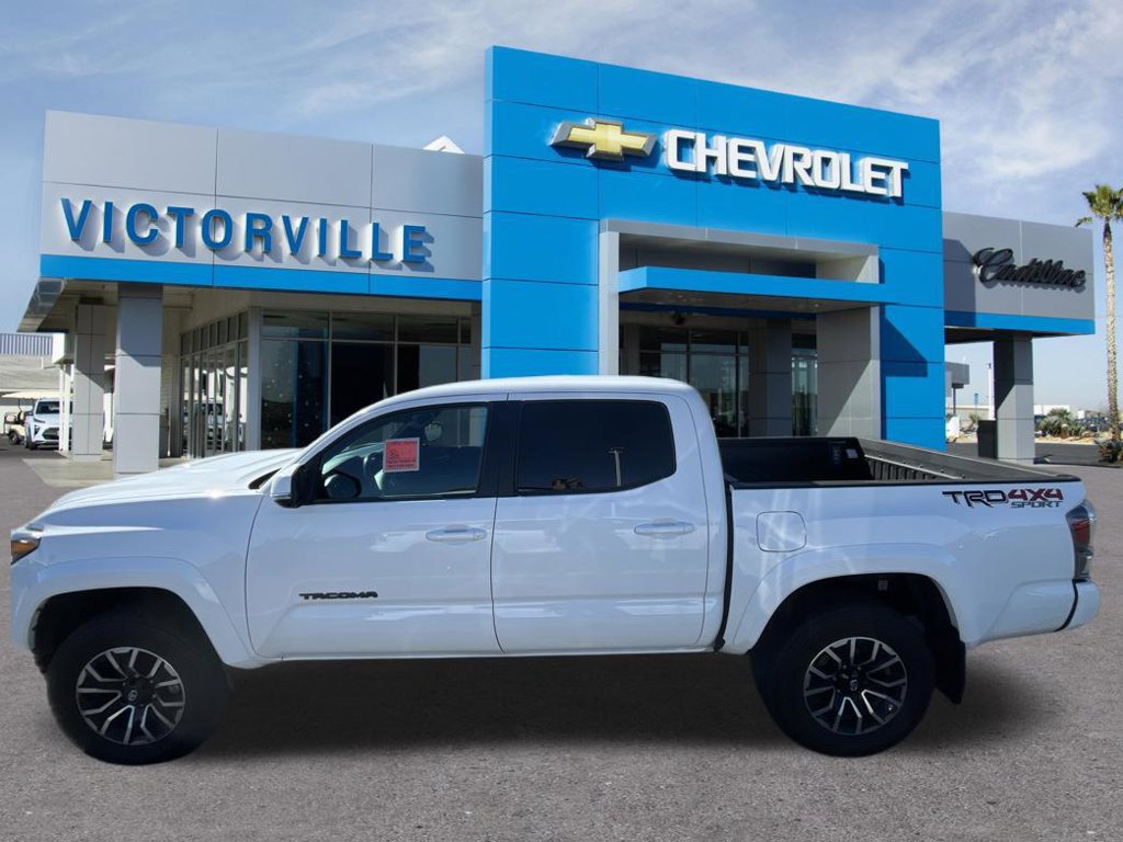 Used 2023 Toyota Tacoma TRD Sport w/ Black Out Package (TMS) AWD/4WD image 9