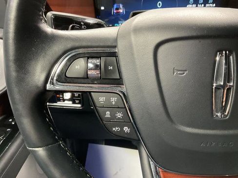 Used 2024 Lincoln Navigator Reserve AWD/4WD image 19