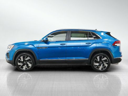 Used 2024 Volkswagen Atlas Cross Sport SEL AWD/4WD image 2