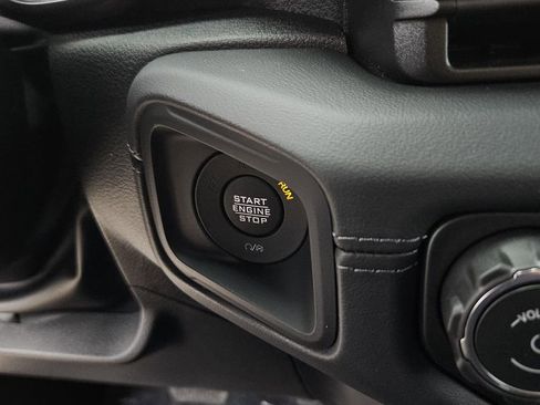 New 2026 Jeep Gladiator Sport AWD/4WD image 21