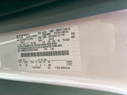 Used 2023 Ford Transit 350 148 High Roof Extended image 28