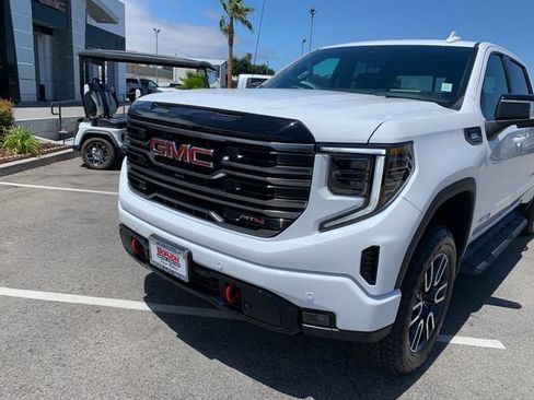 New 2026 GMC Sierra 1500 AT4 w/ Technology Package AWD/4WD image 3