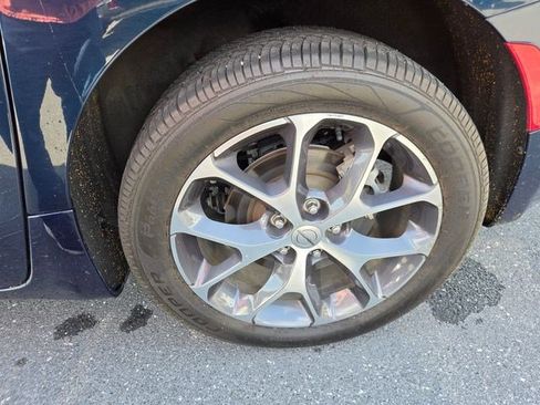 Used 2021 Chrysler Pacifica Limited w/ Premium & Safety Sphere Group image 27