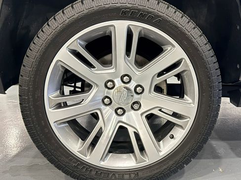 Used 2015 Cadillac Escalade Premium RWD image 54