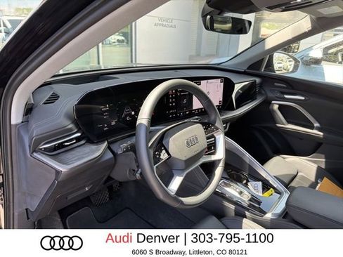 Used 2025 Audi Q5 Premium Plus w/ Premium Plus AWD/4WD image 10
