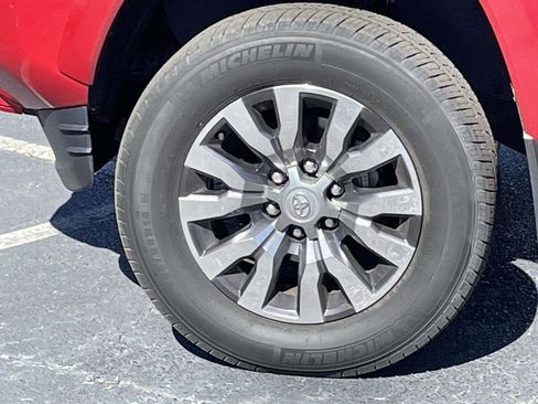 Used 2023 Toyota Tacoma Limited image 22