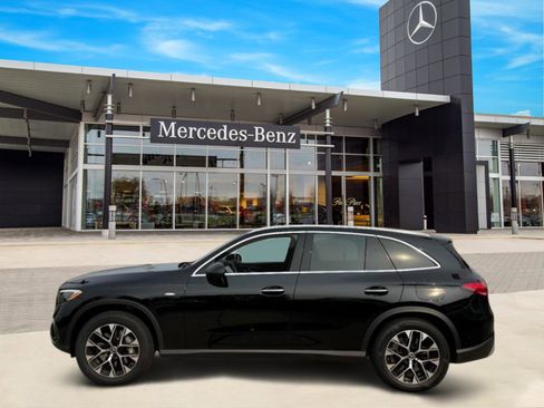 Certified 2025 Mercedes-Benz GLC 350e 4MATIC image 2