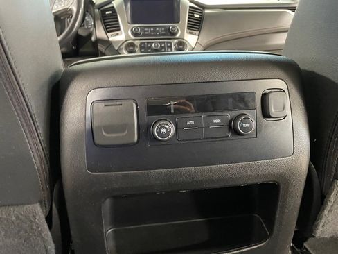 Used 2019 Chevrolet Tahoe LT image 17