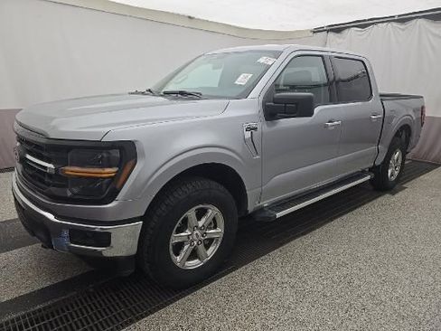 Used 2025 Ford F150 XLT w/ Equipment Group 301A Standard AWD/4WD image 4
