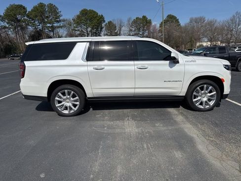 Used 2024 Chevrolet Suburban High Country w/ Max Trailering Package image 6