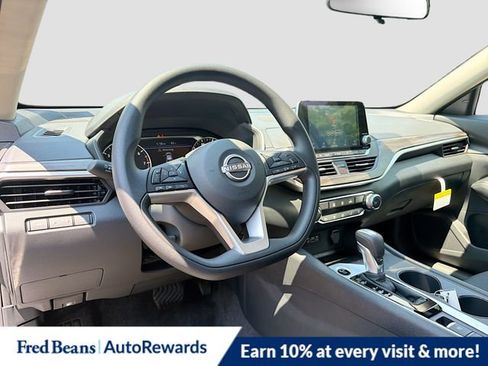 New 2026 Nissan Altima 2.5 SV AWD/4WD image 7