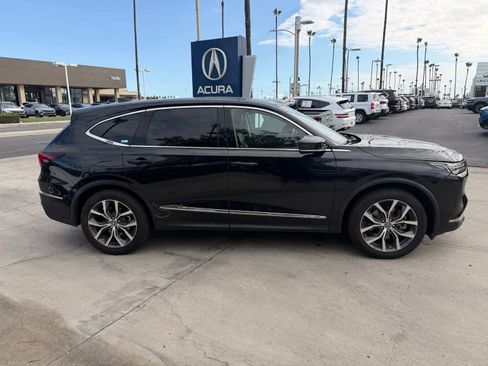 Certified 2023 Acura MDX SH-AWD w/ Technology Package image 4