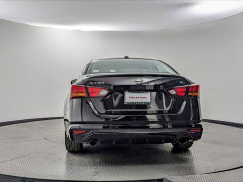 Used 2023 Nissan Altima 2.5 SL image 7