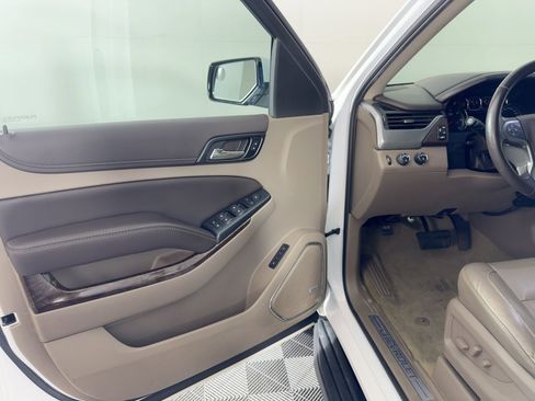 Used 2018 Chevrolet Tahoe LT image 44