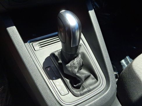 Used 2017 Volkswagen Jetta S FWD image 18