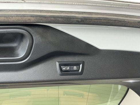 Certified 2022 BMW X7 xDrive40i w/ Executive Package image 33