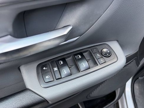 Used 2019 RAM 1500 Big Horn AWD/4WD image 10