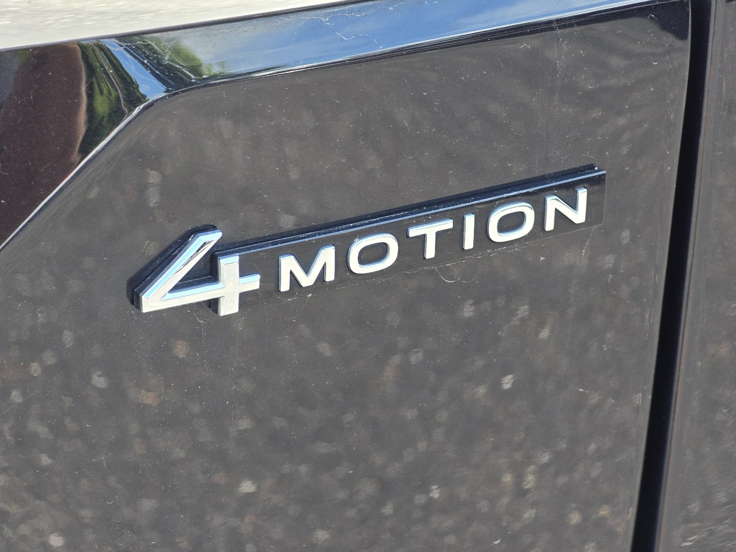 Used 2024 Volkswagen Atlas SE AWD/4WD image 15