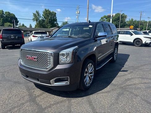 Used 2015 GMC Yukon Denali w/ Open Road Package AWD/4WD image 3
