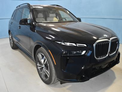 New 2026 BMW X7 M60i