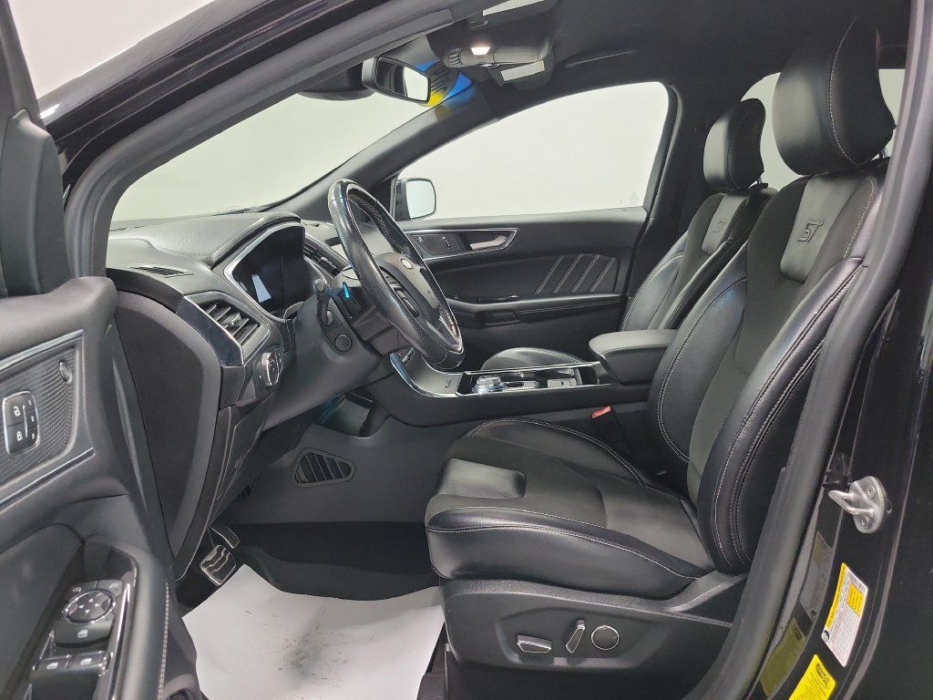 Used 2019 Ford Edge ST AWD/4WD image 3