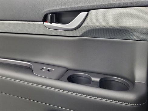 Certified 2025 Hyundai Palisade SEL image 19