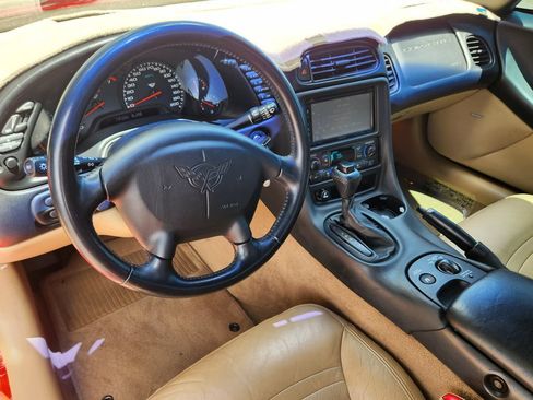 Used 2002 Chevrolet Corvette Convertible w/ Preferred Equipment Group2 RWD image 17