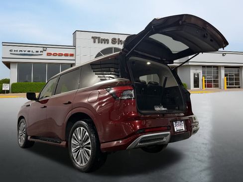 Used 2025 INFINITI QX80 Sensory image 14