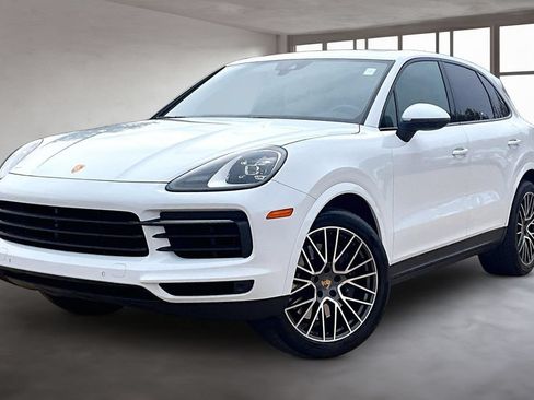 Used 2023 Porsche Cayenne AWD/4WD image 1
