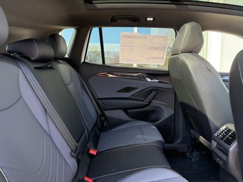 New 2026 Volkswagen Tiguan SE R-Line AWD/4WD image 5