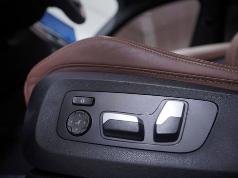 Used 2024 BMW X5 sDrive40i w/ M Sport Package image 18