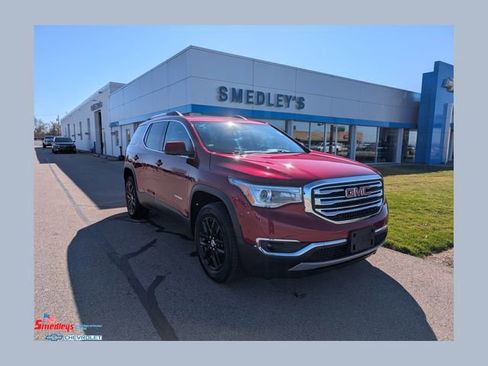 Used 2019 GMC Acadia SLT w/ LPO, Floor Liner Package image 1
