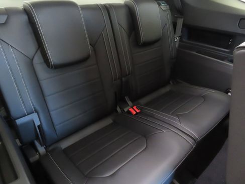 New 2026 Volkswagen Atlas SEL image 26