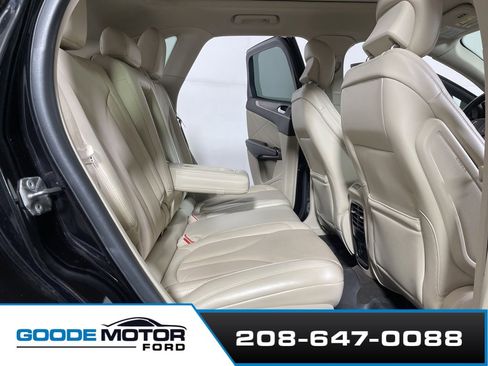 Used 2019 Lincoln MKC Reserve w/ MKC Technology Package image 31